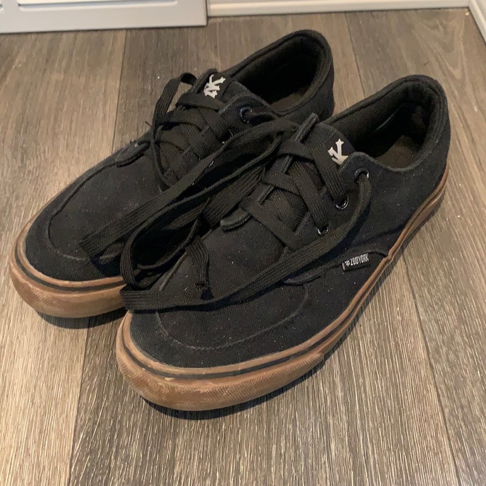 Zoo York black and brown sneakers